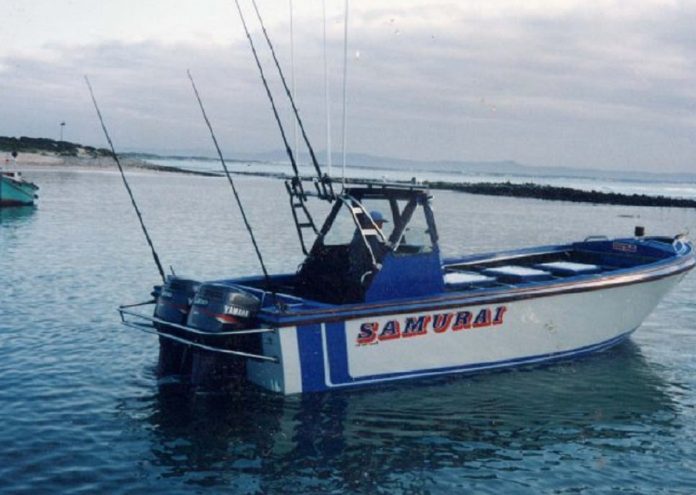 Ski boat 28ft CapeCraft