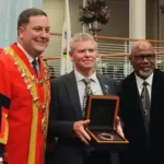 Mayor’s Medal Awarded to Two Oceans Aquarium